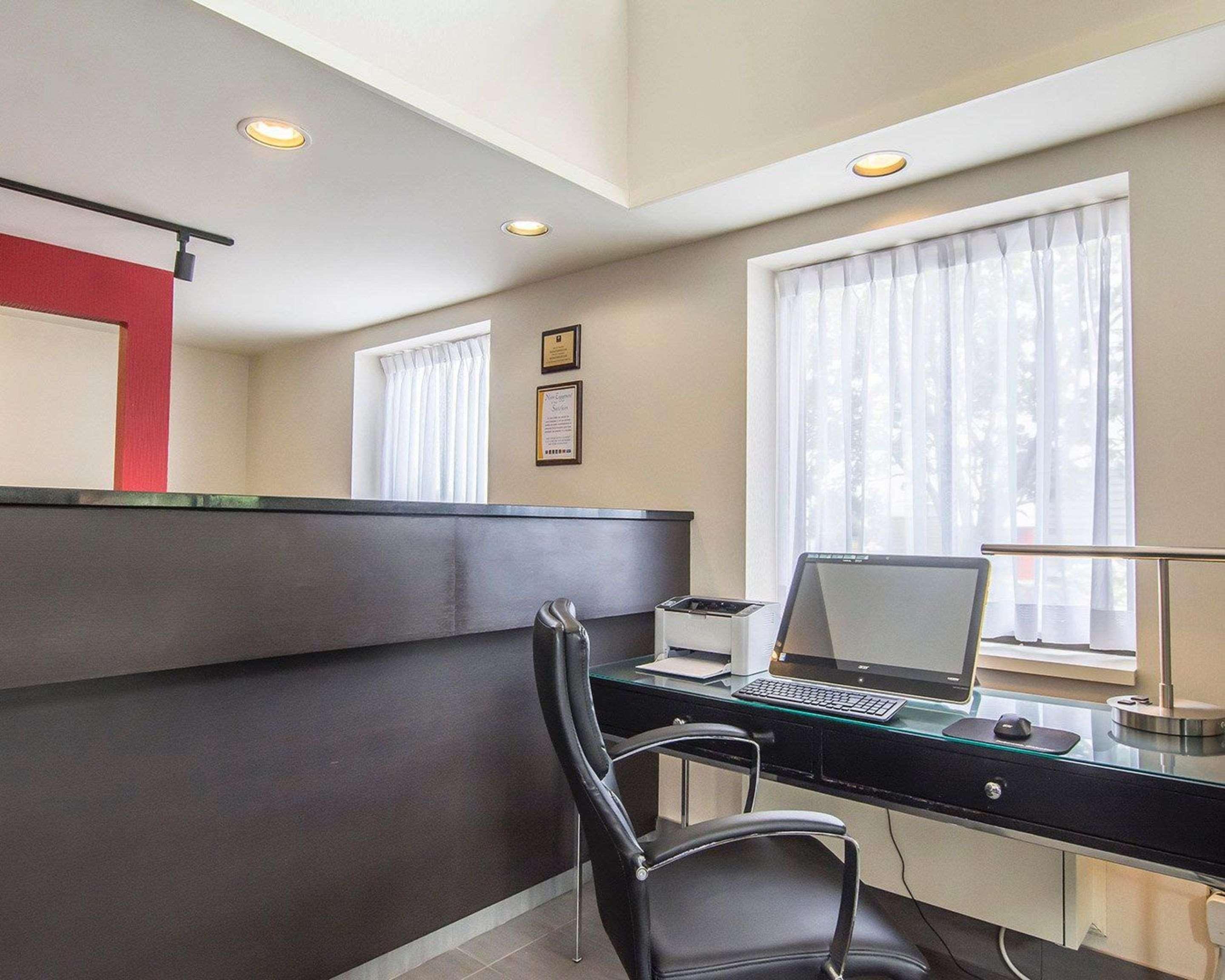 Comfort Inn 3*